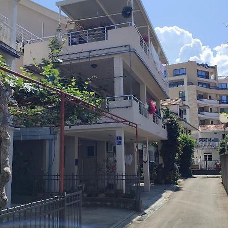 Apartments Familia Budva Exterior photo