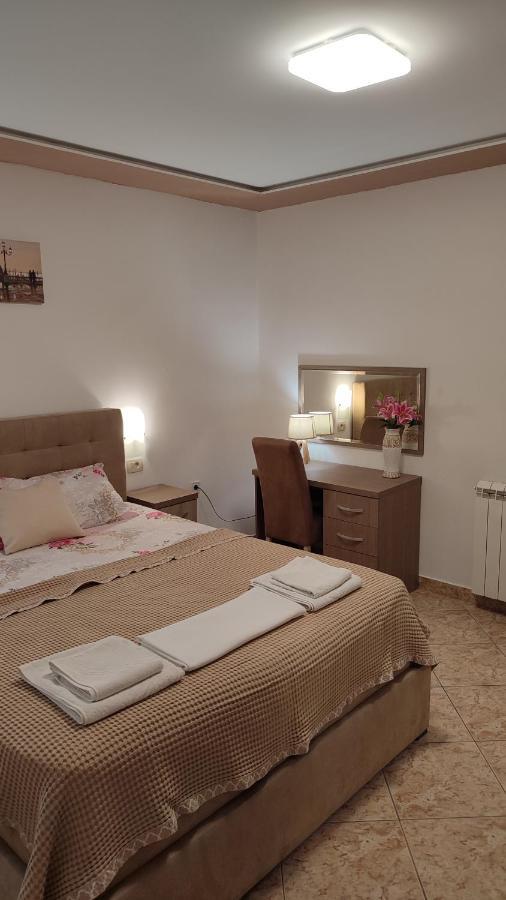Apartments Familia Budva Exterior photo