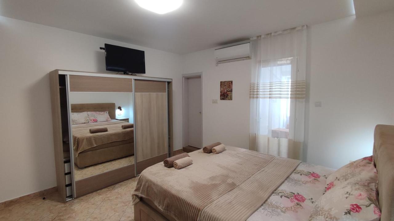 Apartments Familia Budva Exterior photo