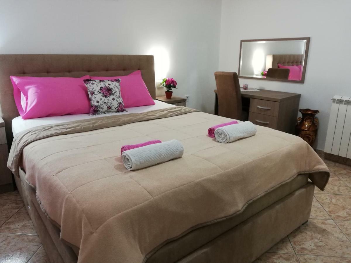 Apartments Familia Budva Exterior photo